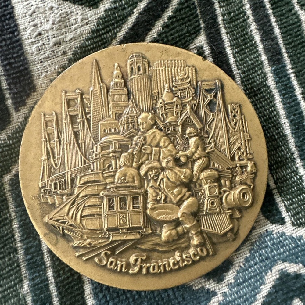 1982 San Francisco City Skyline & History 3 Inch Uniface Bronze Medallion